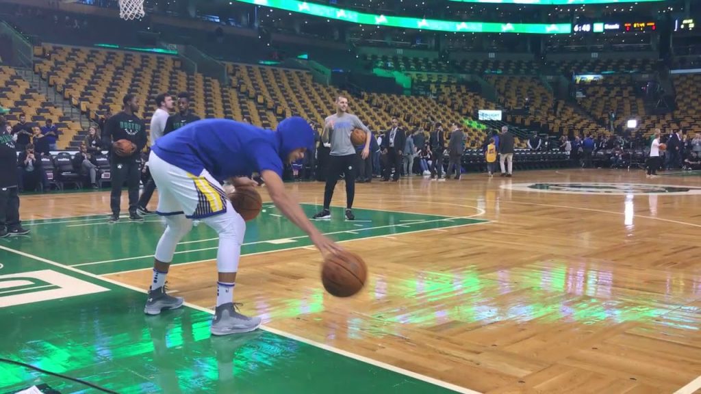 Stephen Curry Puts On A Show With His Pregame Dribbling Ritual | ESPN ...